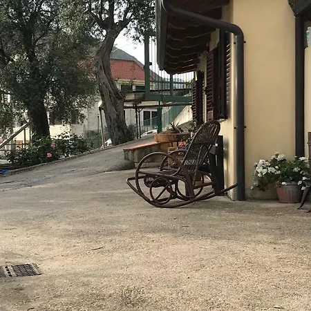 Casa Vacanza L'uliveto Holiday home *