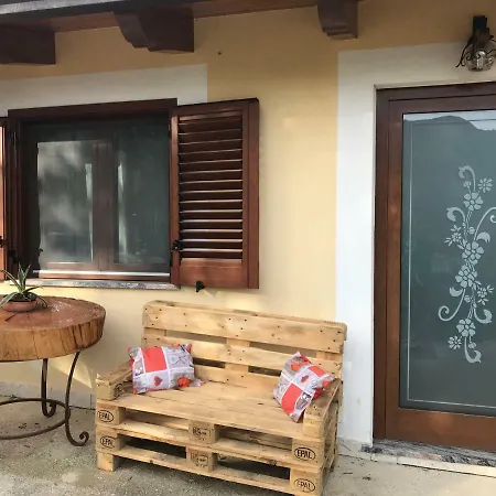 Holiday home Casa Vacanza L'uliveto Tramonti